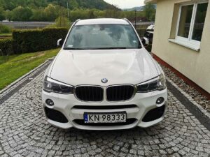 BMW X3 maska czyszczenieaut